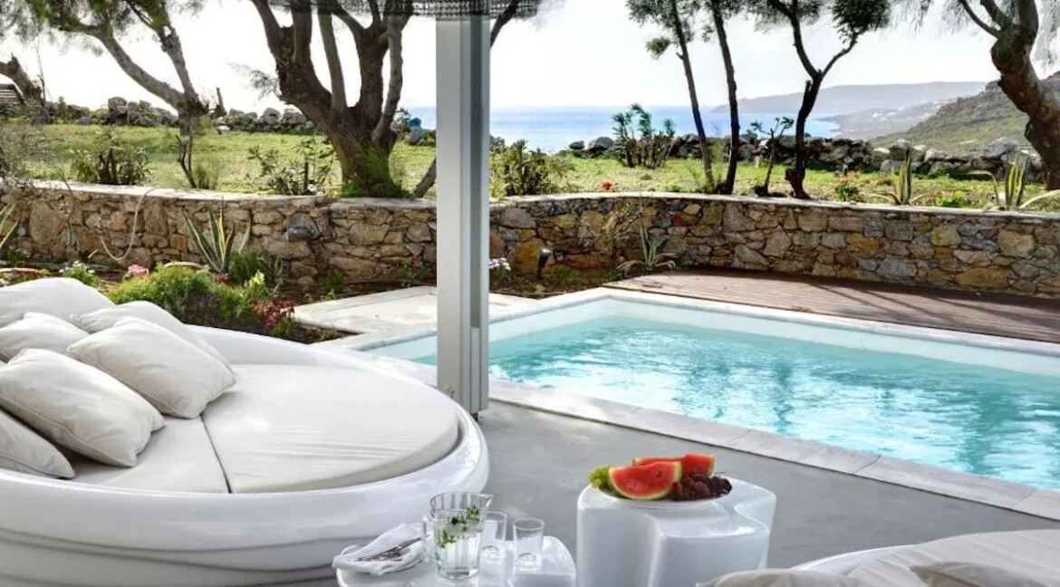 Mykonos Property in Kalafatis