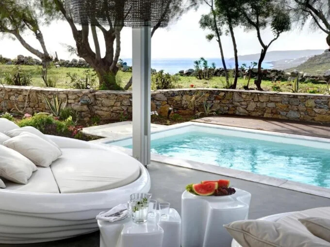 Mykonos Property in Kalafatis