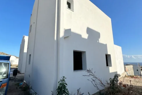 Residence in Santorini, Exo Gonia area 12