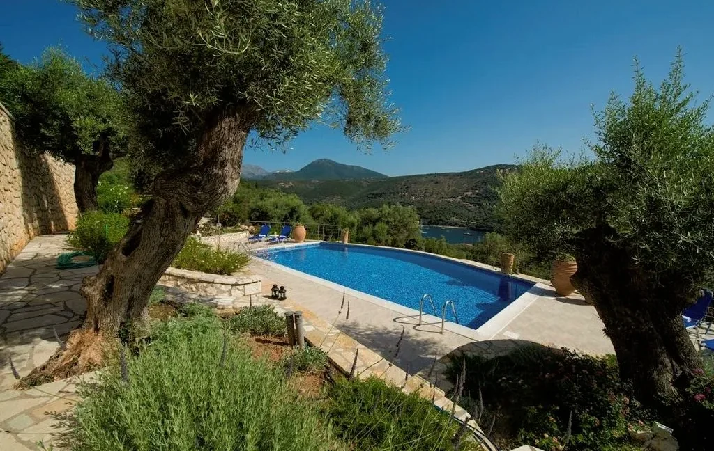 Seaview House for Sale in Lefkada Syvota 11