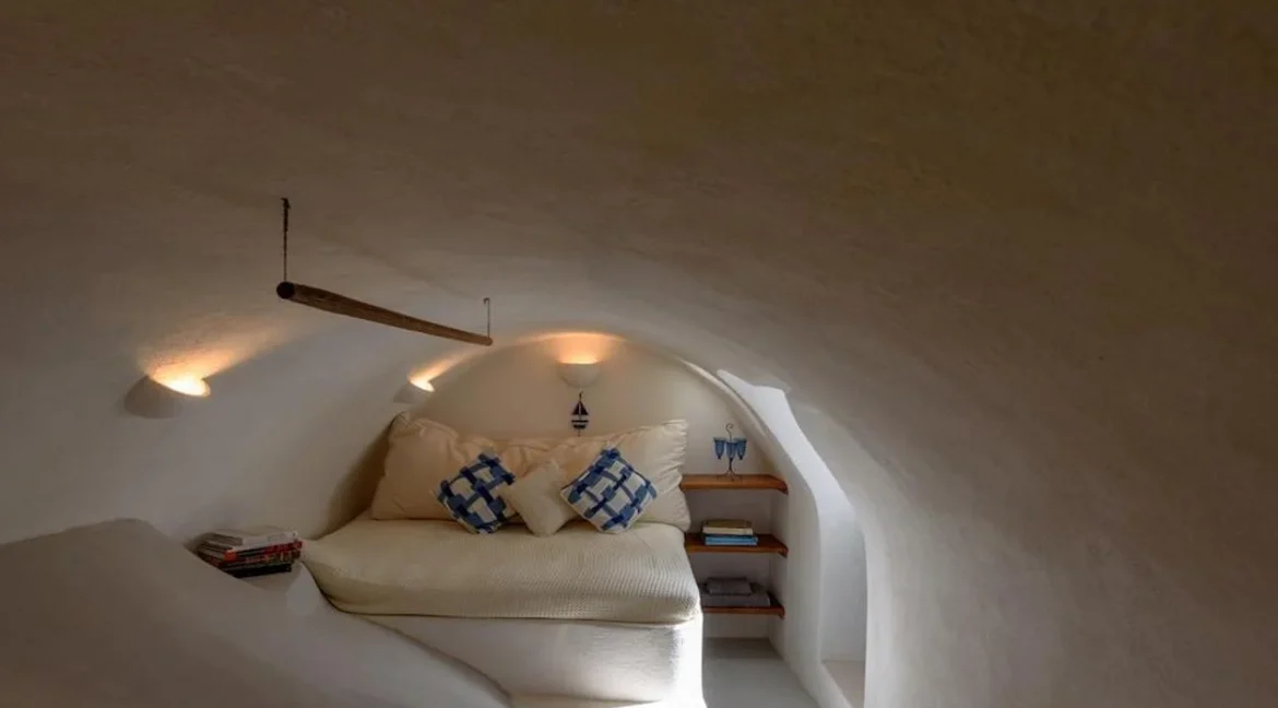 Traditional House for Sale Emporio Santorini 14