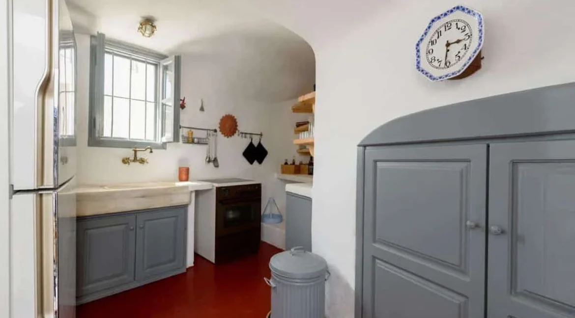 Traditional House for Sale Emporio Santorini 21