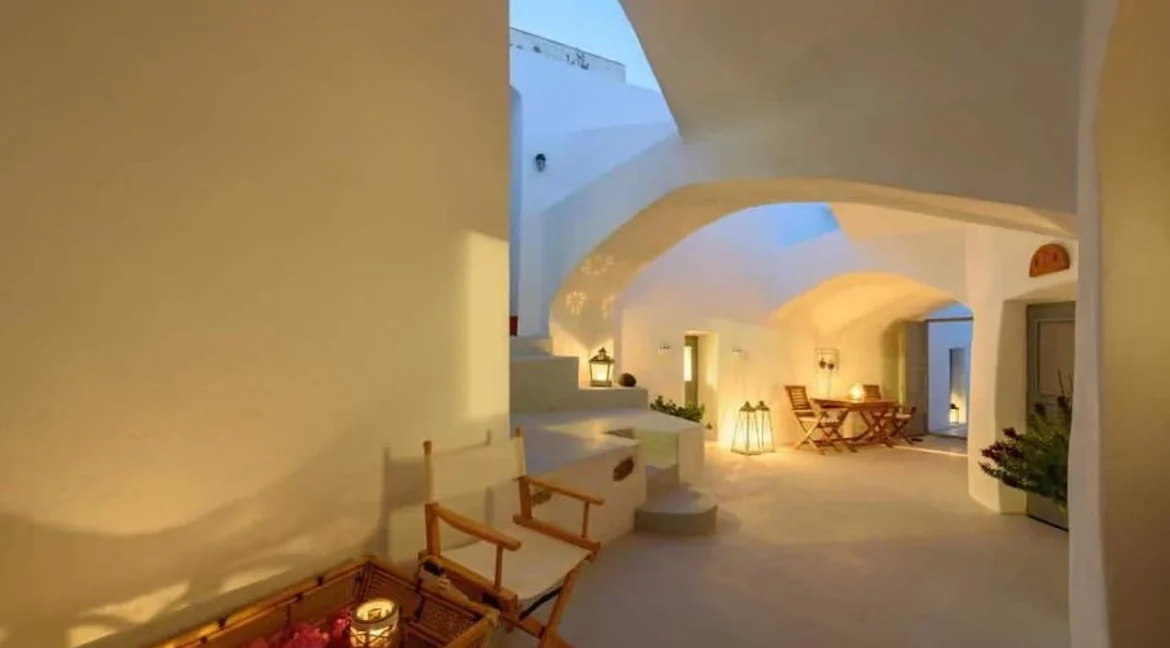 Traditional House for Sale Emporio Santorini 26