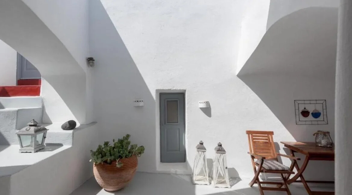 Traditional House for Sale Emporio Santorini 4