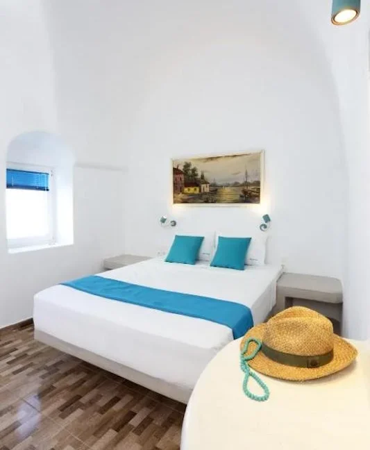 Traditional Residences in Mesaria, Santorini - For Sale 30