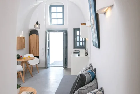 Cave House for sale in Pyrgos Santorini 10