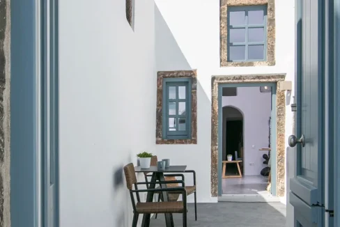 Cave House for sale in Pyrgos Santorini 12