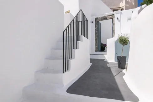 Cave House for sale in Pyrgos Santorini 13