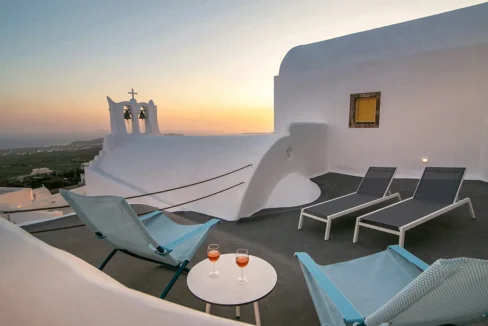 Cave House for sale in Pyrgos Santorini 14