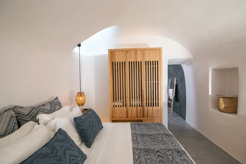 Cave House for sale in Pyrgos Santorini