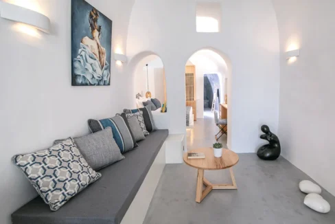Cave House for sale in Pyrgos Santorini 9
