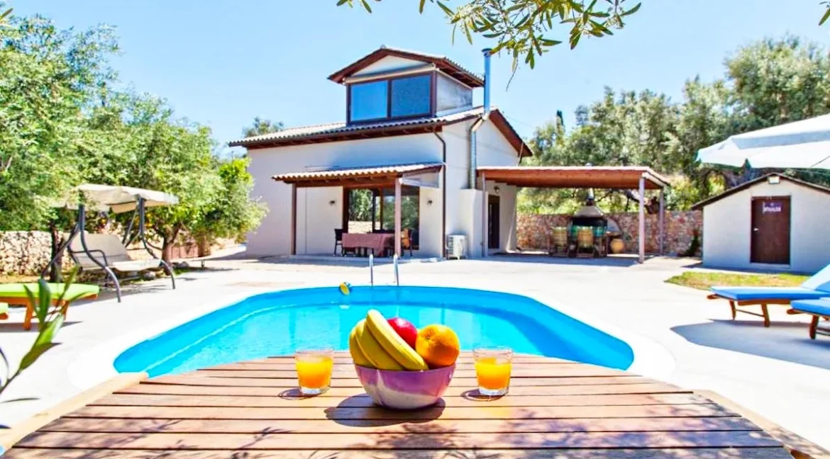 Home in Lefkada, Tsoukalades