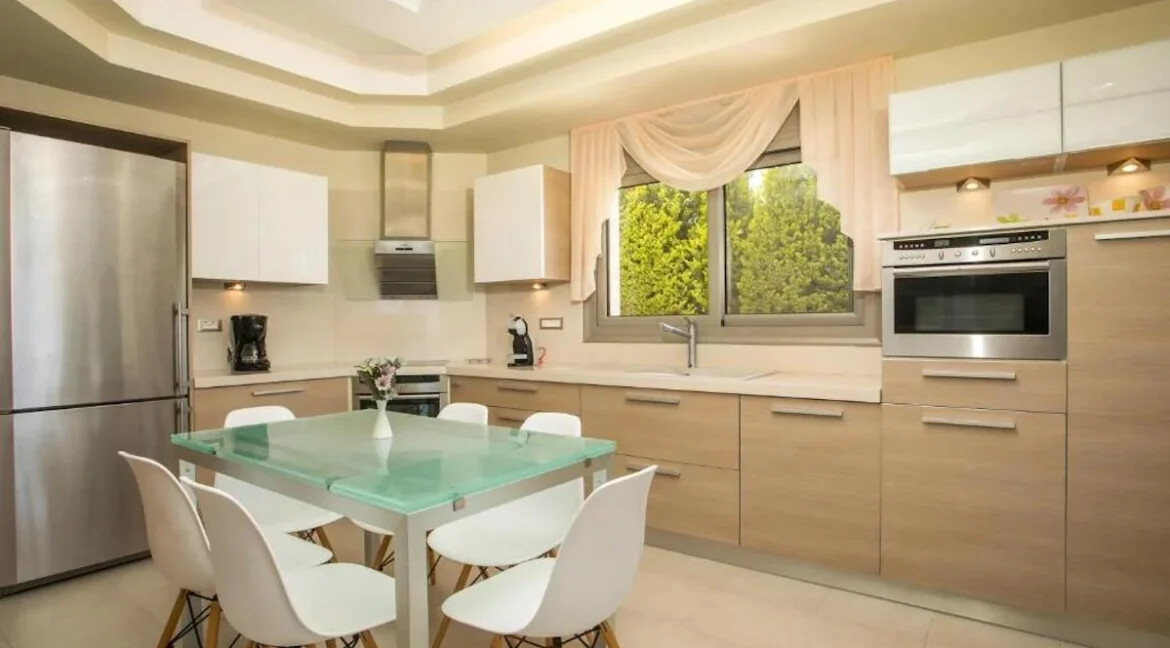 Lavish villa for sale in Rhodes, Koskinou 26