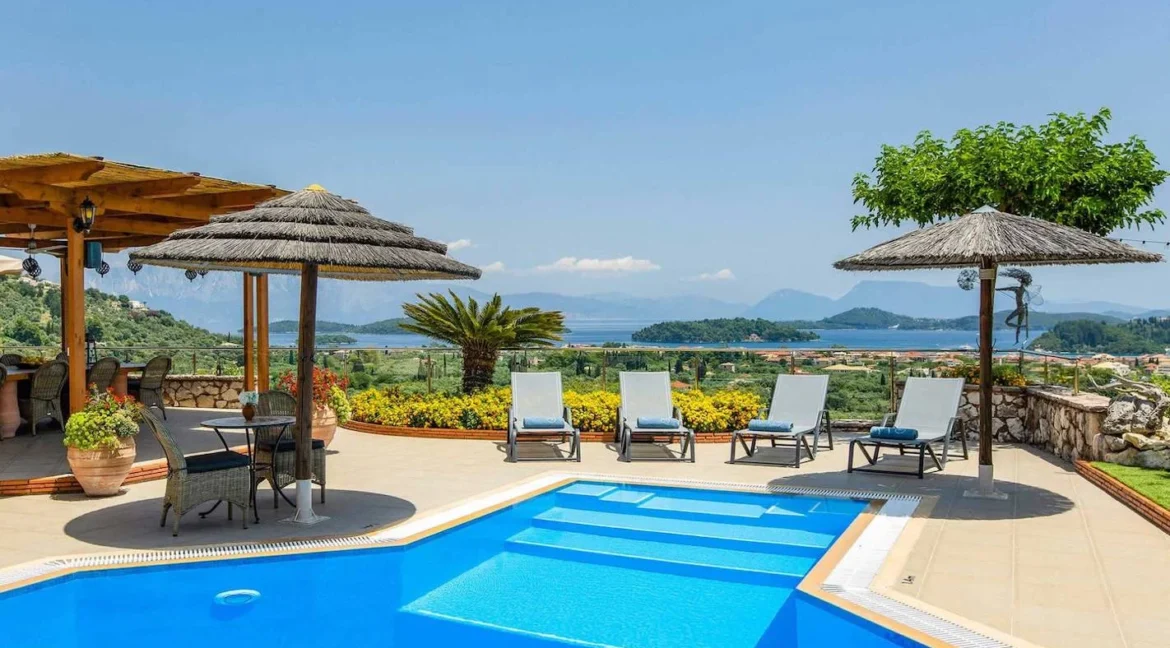 Luxurious Villa for Sale in Lefkada