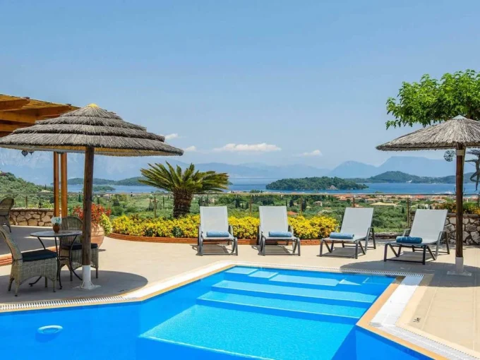 Luxurious Villa for Sale in Lefkada