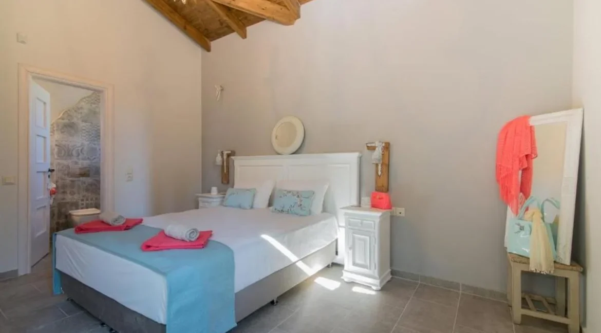 Luxurious Villa in Zante Vanato 29