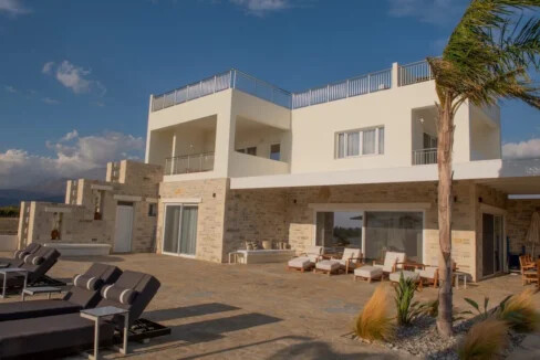 Luxurious beachfront villa for sale in South Crete Greece 11
