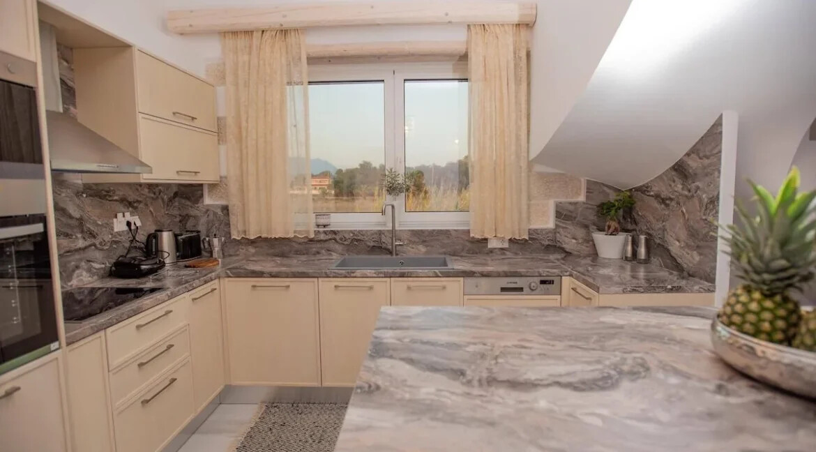 Luxurious beachfront villa for sale in South Crete Greece 23