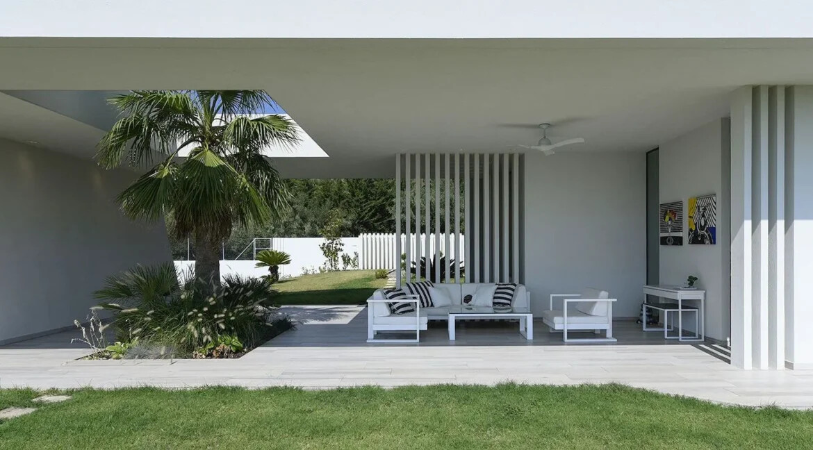 Modern Architecture in Nikiti Sithonia Halkidiki 1