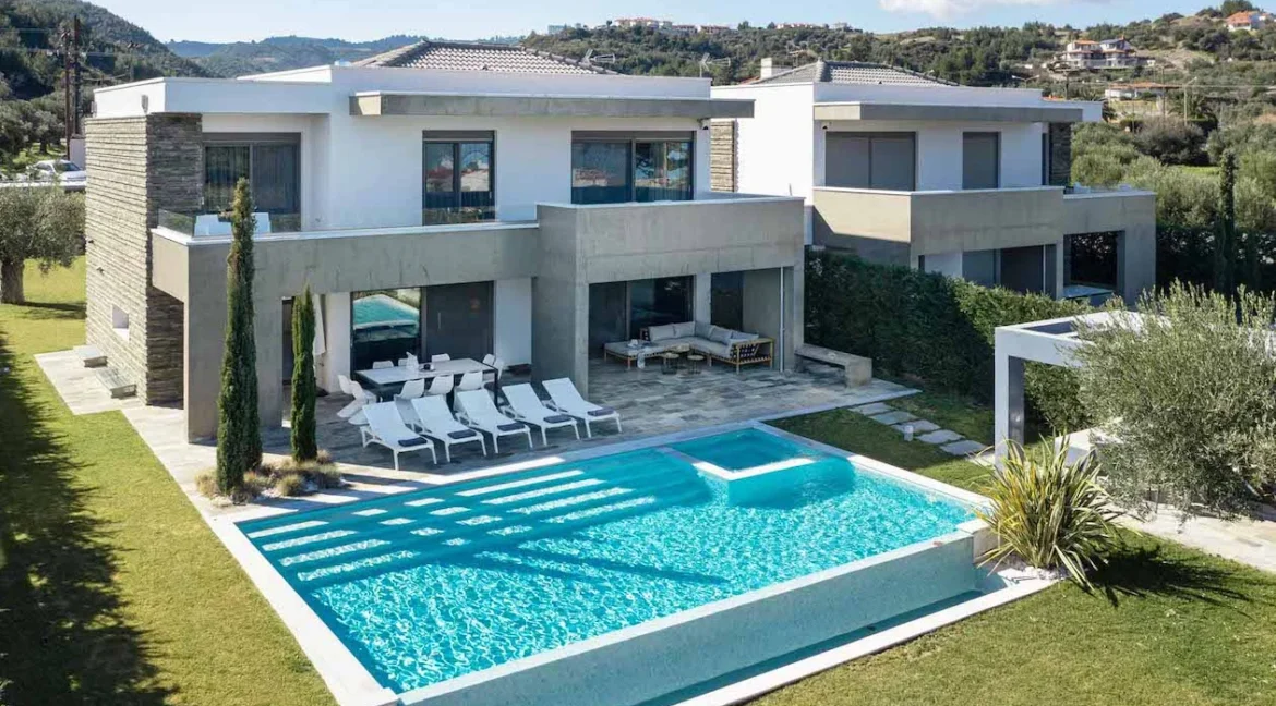 Modern Villa in Kassandra Halkidiki 4