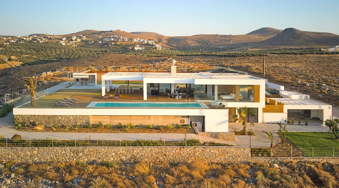 New Modern Villa for sale in Crete 1
