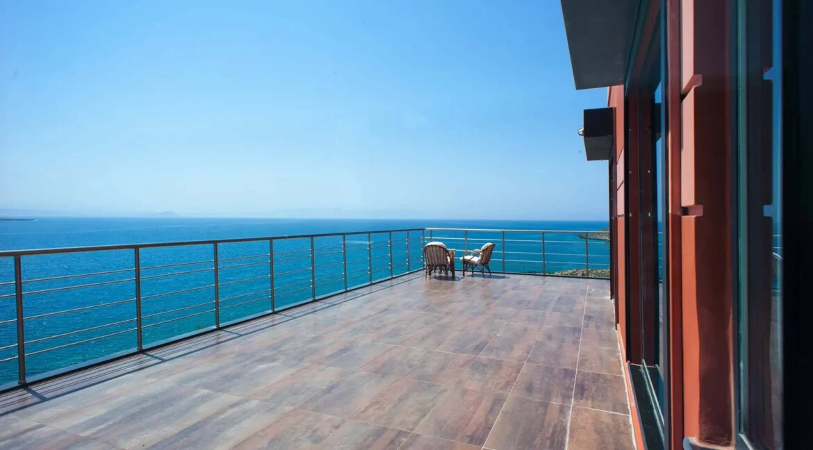 Seafront Villa for sale at Tersanas Chania Crete 15