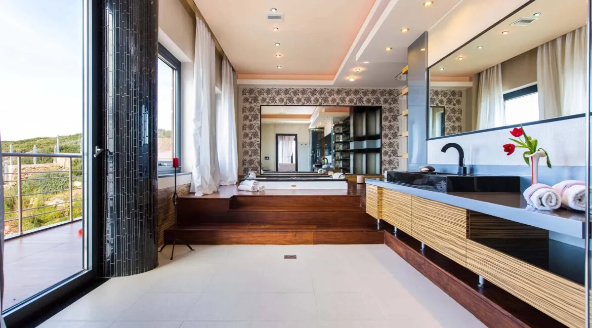 Seafront Villa for sale at Tersanas Chania Crete 24