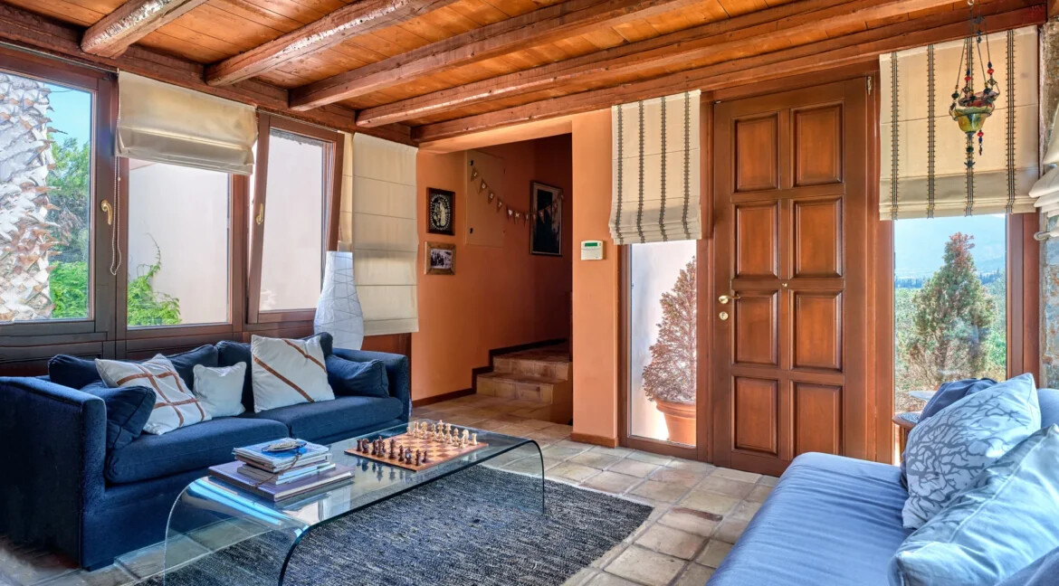 Spectacular villa in Athens for sale 19