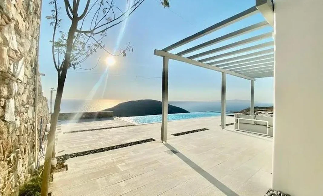Stylish villa for sale Syros island 11