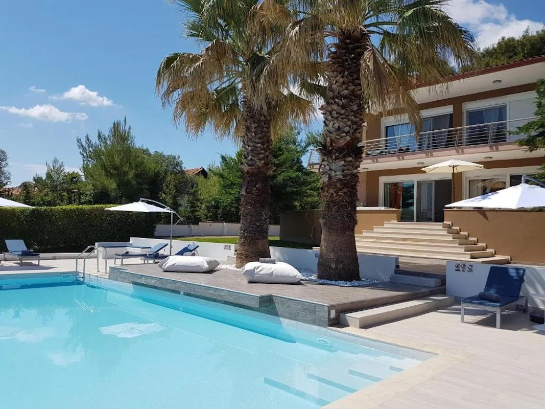 Villa Complex in Kriopigi Halkidiki for sale