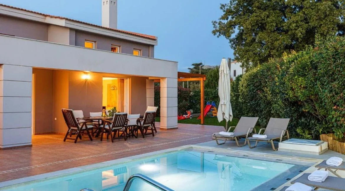 Villa with Pool in Rethymno Crete for sale 3