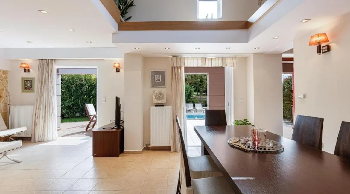 Villa with Pool in Rethymno Crete for sale 31