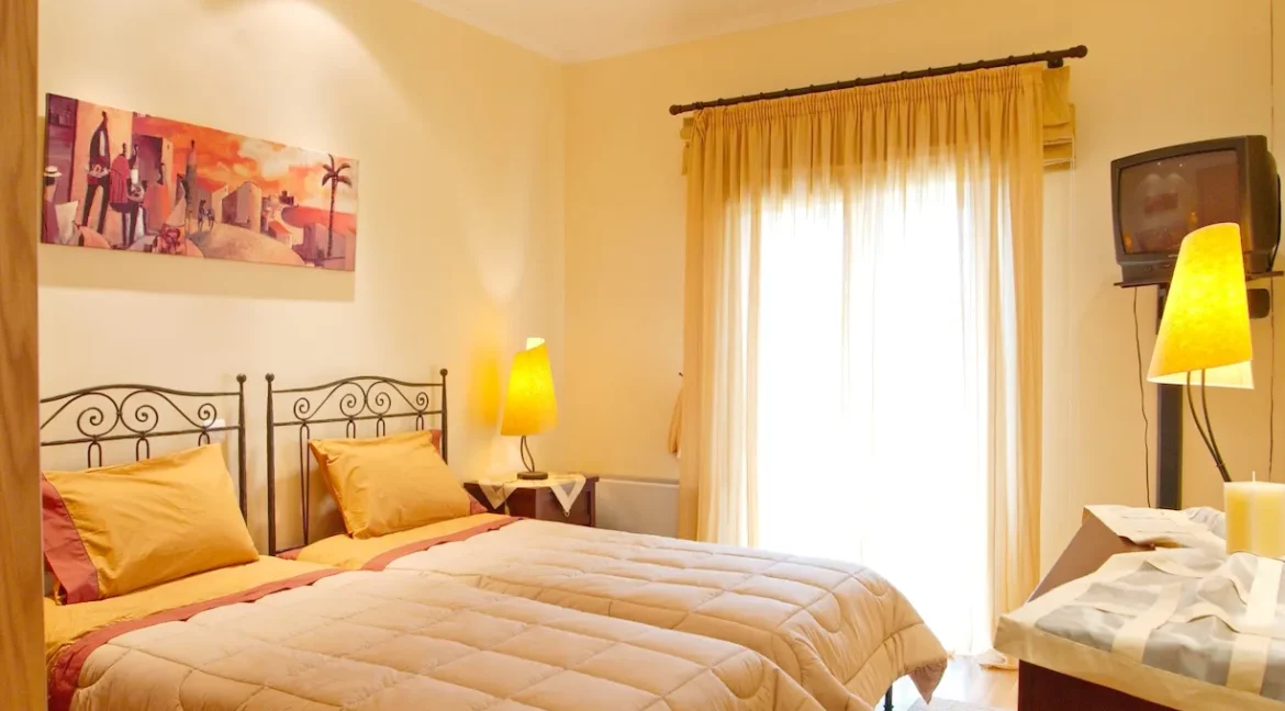 luxury Villa for sale in Corfu with private pool 14