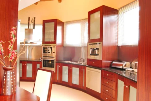 luxury Villa for sale in Corfu with private pool 16
