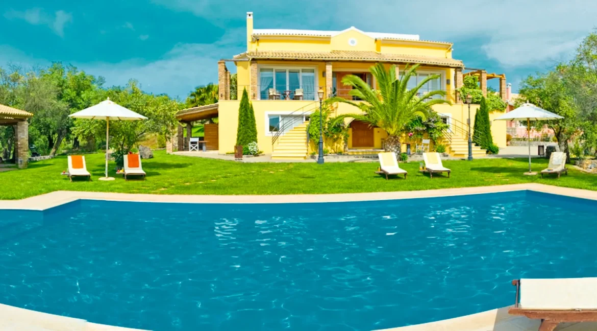 luxury Villa for sale in Corfu with private pool 28