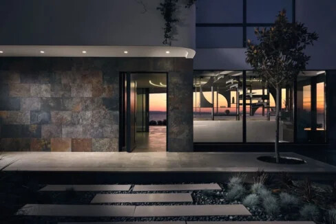 Amazing and Unique Seafront Mansion in Halkidiki 15