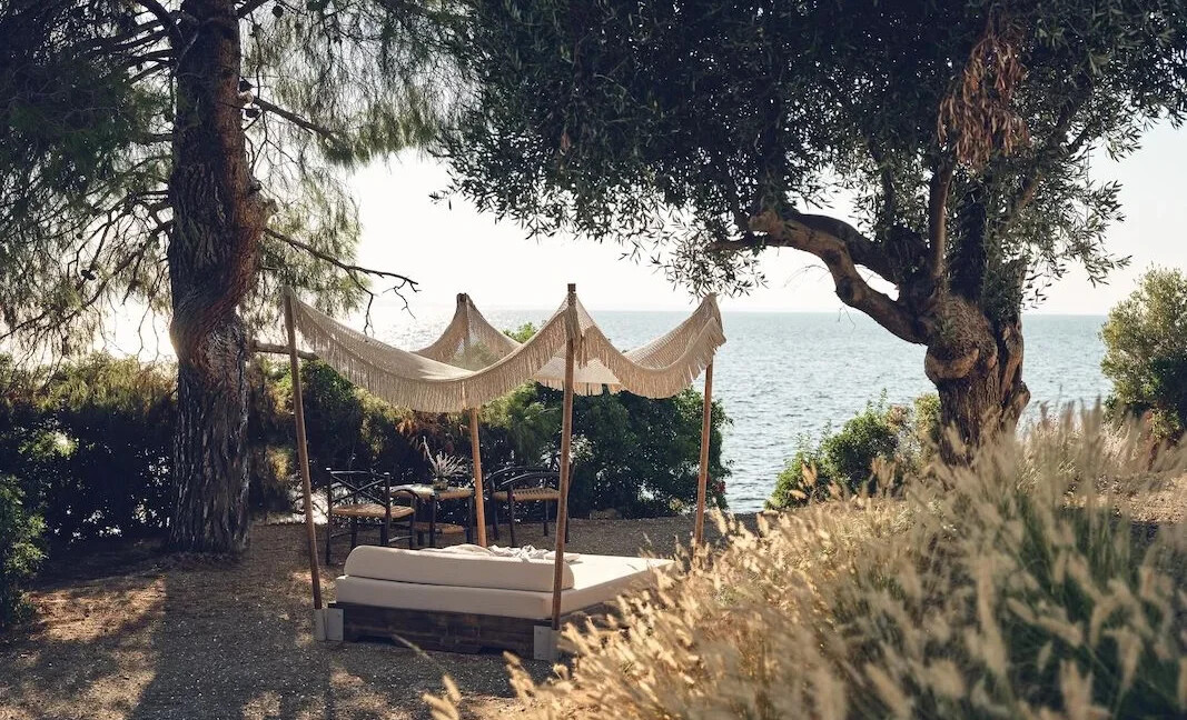 Amazing and Unique Seafront Mansion in Halkidiki 29