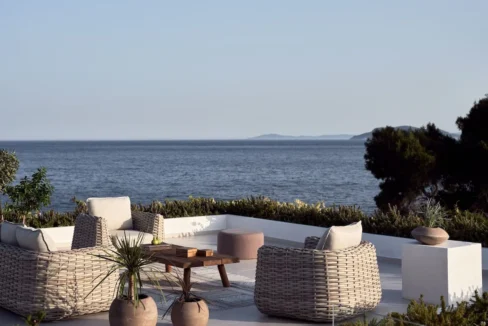 Amazing and Unique Seafront Mansion in Halkidiki 9