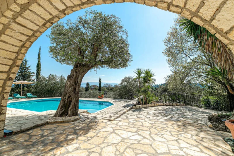 Sea views Villa in Corfu for sale