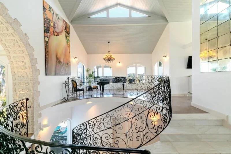Sea views Villa in Corfu for sale