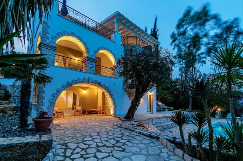 Sea views Villa in Corfu for sale