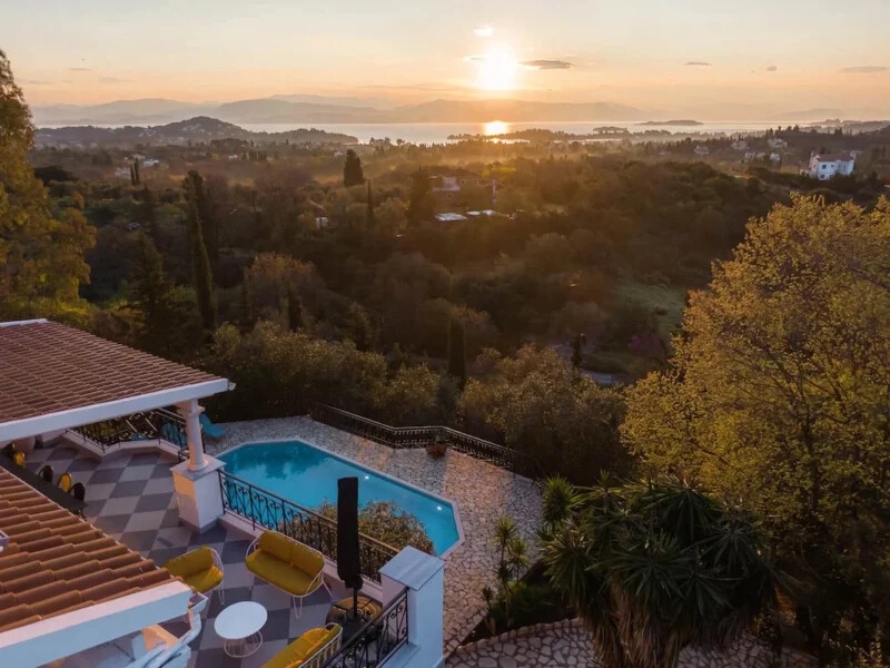 Sea views Villa in Corfu for sale