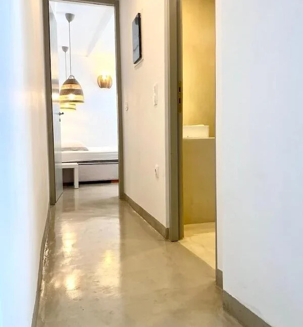 Charming ground floor house for sale in Paros 1