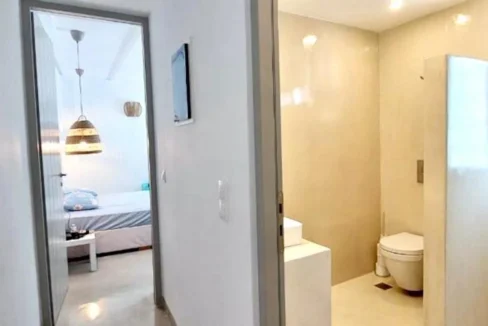 Charming ground floor house for sale in Paros 10