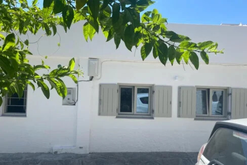 Charming ground floor house for sale in Paros 15
