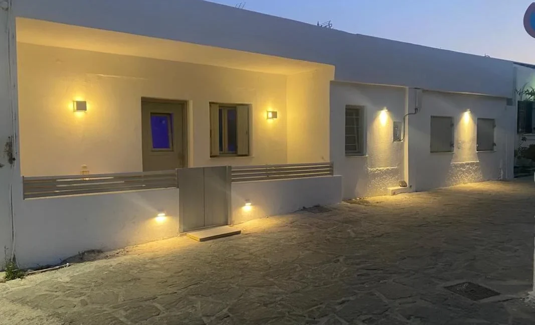 Charming ground floor house for sale in Paros Greece
