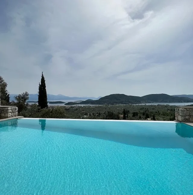 For Sale: Luxurious Villa in Lefkada, Nydri 16