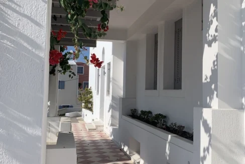 House for sale in Santorini 4