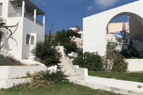 House for sale in Santorini 6