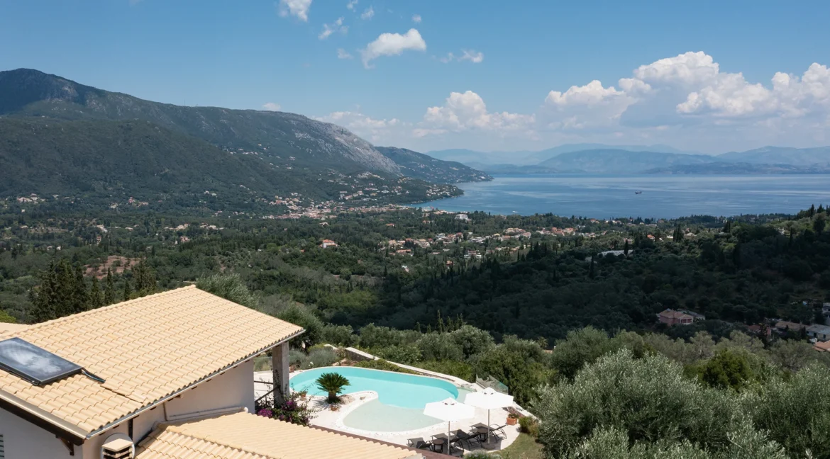 Luxurious Hillside Villa for sale in Corfu 1